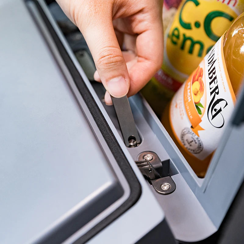 Für Tesla Model Y & Highland 16L Auto-Kühlschrank, tragbarer Kompressor-Gefrierschrank – 5-Sitzer Camping-Kühlbox, für frische Lebensmittel unterwegs