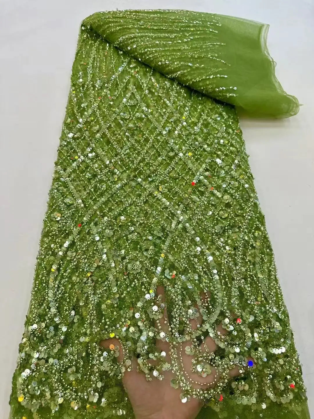 Tissus de dentelle africaine à paillettes Mode broderie nigériane Perles de tulle Tissu de dentelle de haute qualité pour la couture de robes de soirée