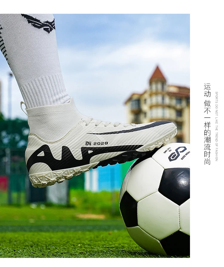Chaussures de football roses tendance pour hommes, légères et professionnelles, chaussettes intégrées, chaussures de football pour hommes, antidérapantes, originales, baskets de football pour l'extérieur
