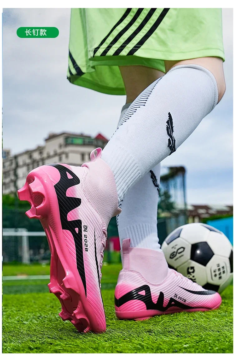Chaussures de football roses tendance pour hommes, légères et professionnelles, chaussettes intégrées, chaussures de football pour hommes, antidérapantes, originales, baskets de football pour l'extérieur