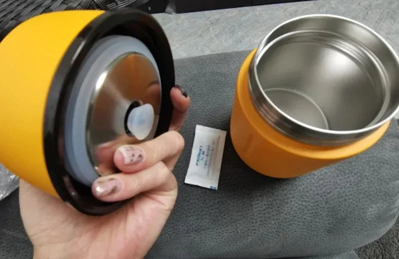 FEIJIAN 500ml Tragbare Vakuumflasche Essen Thermoskanne 316 Edelstahl Einfache Vakuumisolierte Lebensmittelbox mit Löffel Kinder Lunchbox