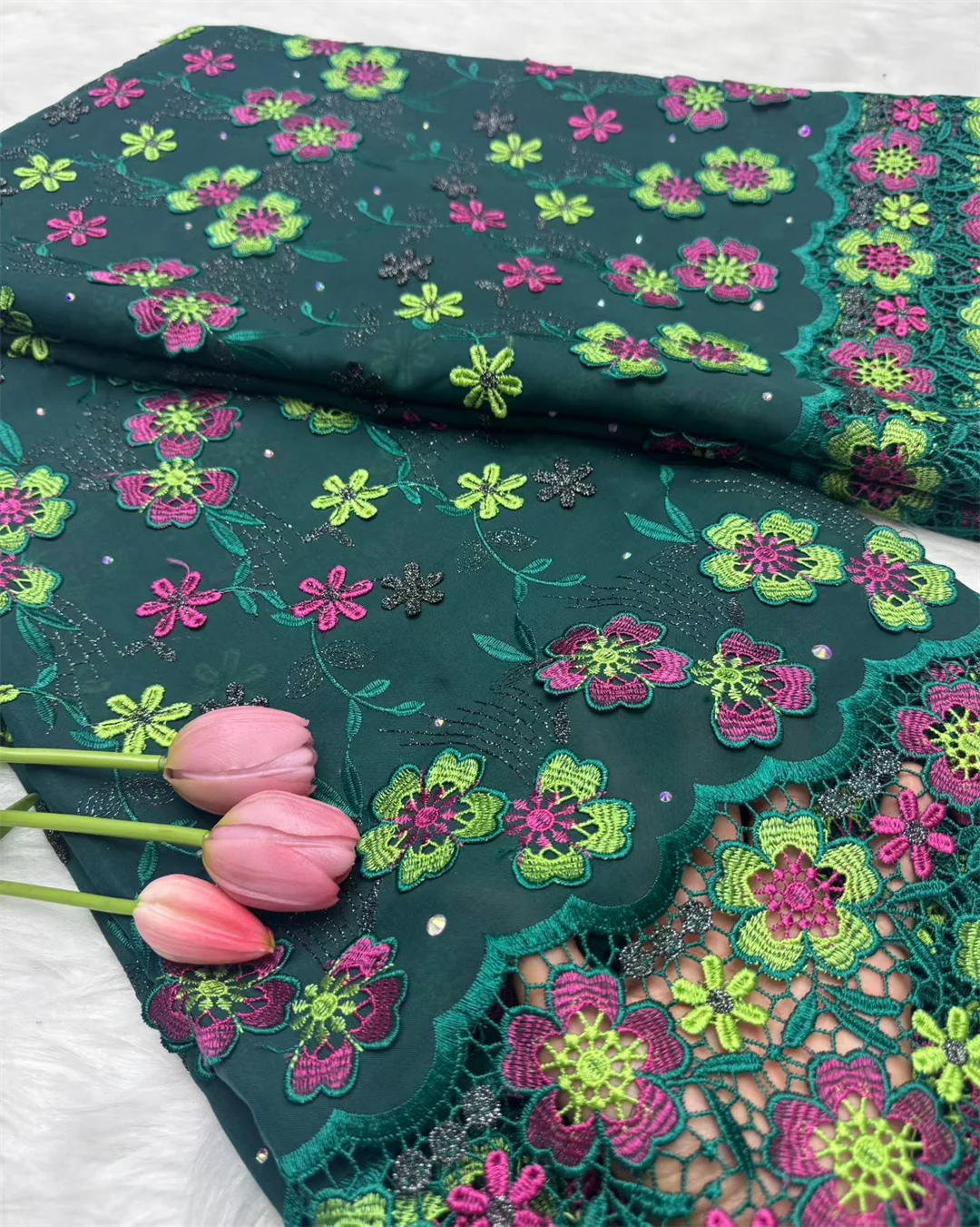 Dentelle Voile Suisse En Suisse Avec Pierres Appliquées Fleur 3D 2026 Tissu De Dentelle Africaine Super Qualité Pour Robe De Mariée En Dentelle