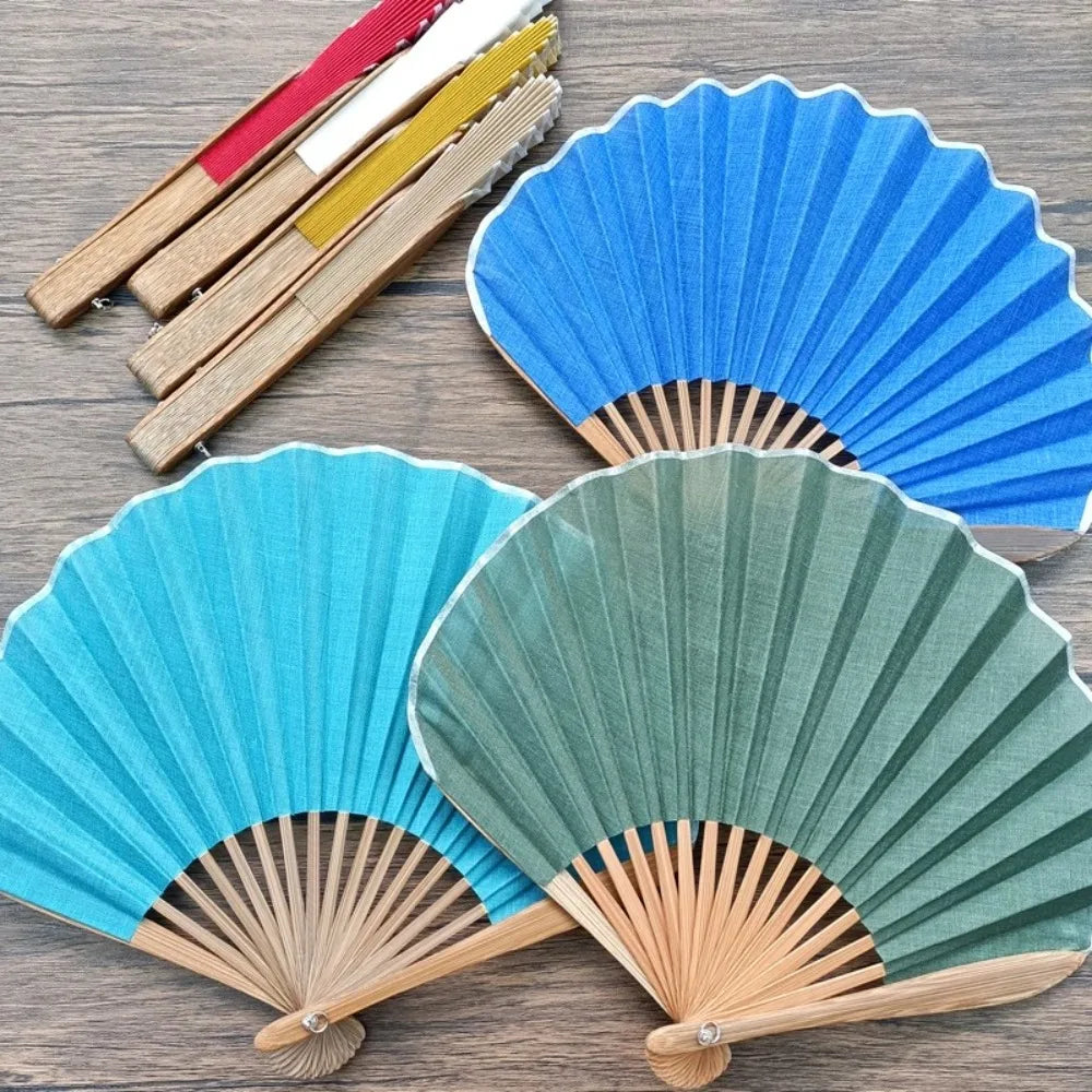Mini ventilateur créatif rétro en coquillage, éventail pliable en tissu coton lin chinois, éventail portable de style chinois doux, cadeau éventail