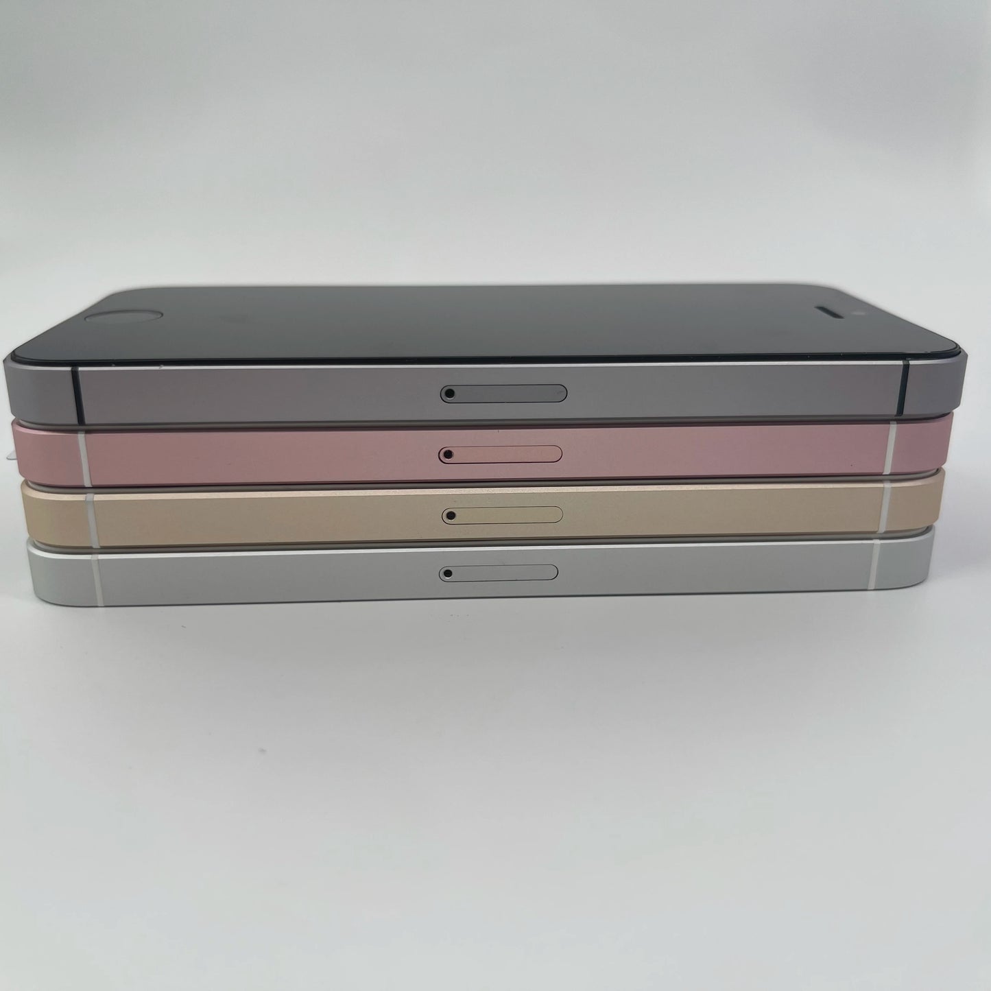 Original Unlocked Apple iPhone SE Cell Phone 4G LTE 4.0' 2GB RAM 16/64GB ROM A9 Dual-core Touch ID Mobile Phone Used iphonese