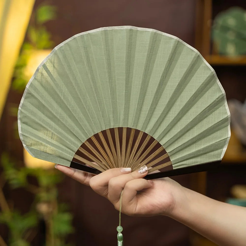 Mini ventilateur créatif rétro en coquillage, éventail pliable en tissu coton lin chinois, éventail portable de style chinois doux, cadeau éventail
