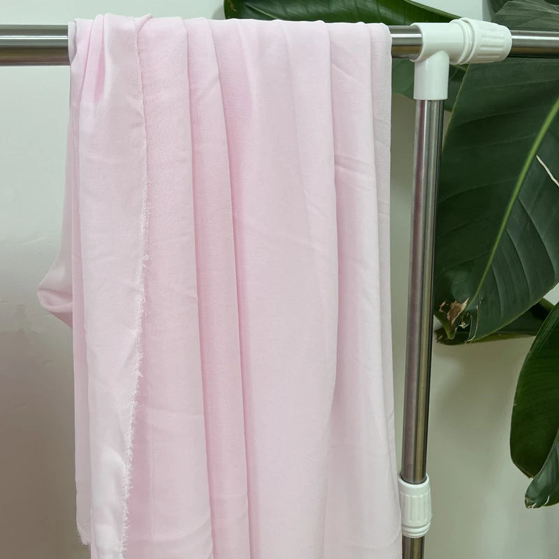 Tissu en mousseline pour robes, jupes, chemises, vêtements, décorations et projets de couture DIY, rose et violet