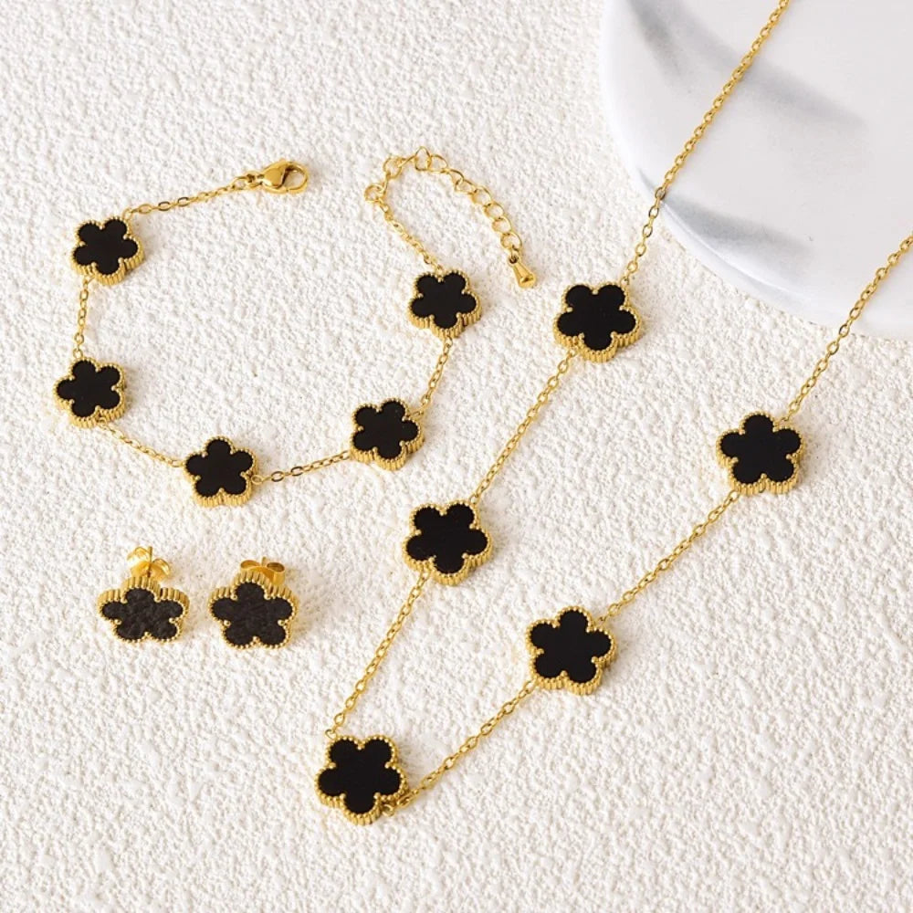 Heiße Schmuckverkäufe Edelstahl Fünfblumen-Halskette Armband Ohrringe Set Damenschmuck mit hohem Anspruch Kleeblatt Schmuck Party