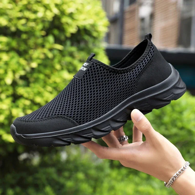 Nouvelles Chaussures de Course pour Hommes Chaussures de Sport Respirantes Légères Tendance Été en Maille Respirante pour Hommes Grandes Tailles 38-47