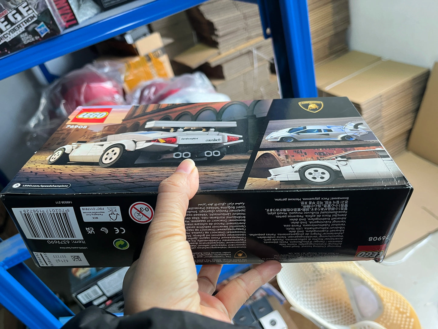 LEGO Speed Champions Lamborghini Countach 76908 Rennwagen-Spielzeug-Sammelbausatz Rennfahrer-Minifigur als Geburtstagsgeschenk