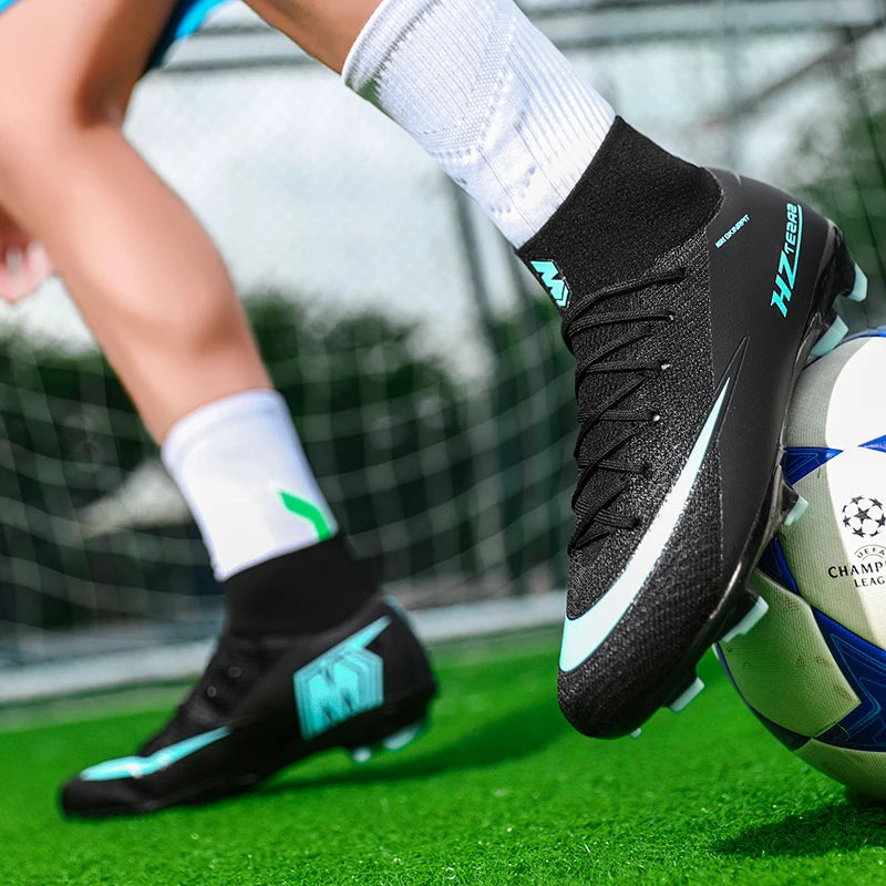 Neue hochwertige Herren Fußballschuhe TF/FG Trainingsfußballschuhe Ultraleichte rutschfeste Turf-Fußballschuhe Chuteira Campo