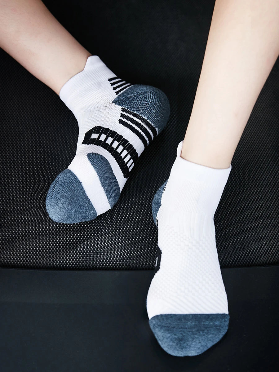 5 Paar neue Herrensocken, Frühling, knöchelhoch, dick gestrickt, Sportsocken, Outdoor, Fitness, atmungsaktiv, schnell trocknend, strapazierfähig, kurze Laufsocken
