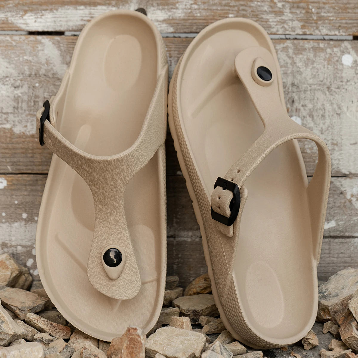 Men's casual simple buckle flat heel sleeve with clip on flip flops in large size