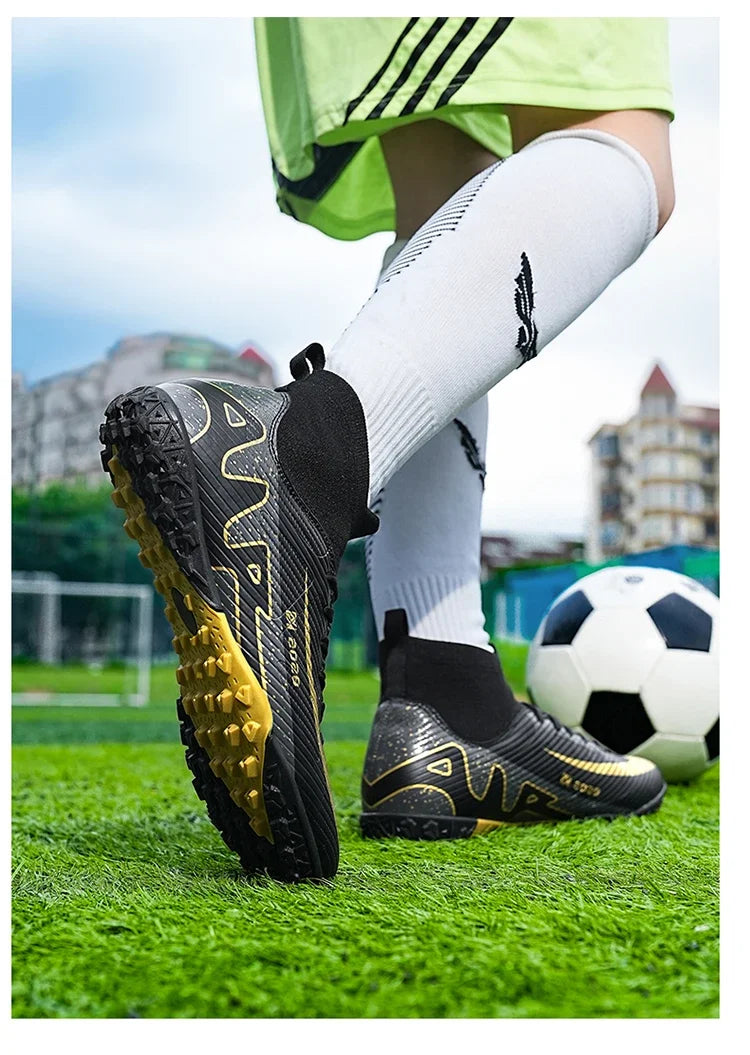 Chaussures de football roses tendance pour hommes, légères et professionnelles, chaussettes intégrées, chaussures de football pour hommes, antidérapantes, originales, baskets de football pour l'extérieur