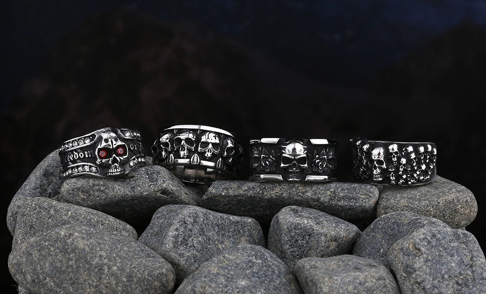 Livraison gratuite Bague homme en acier inoxydable 316L motif crâne avec zircon rouge Bijoux amulettes Cadeau pour petit ami style Punk Rock Vintage 2023 Nouveauté