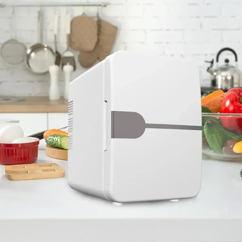 6L Auto Mini Kühlschrank Schönheitskosmetik Maske Make-up Hautpflege Kühlschrank Halbleiter USB Beheizter Kühl-Dormitory-Kühlschrank