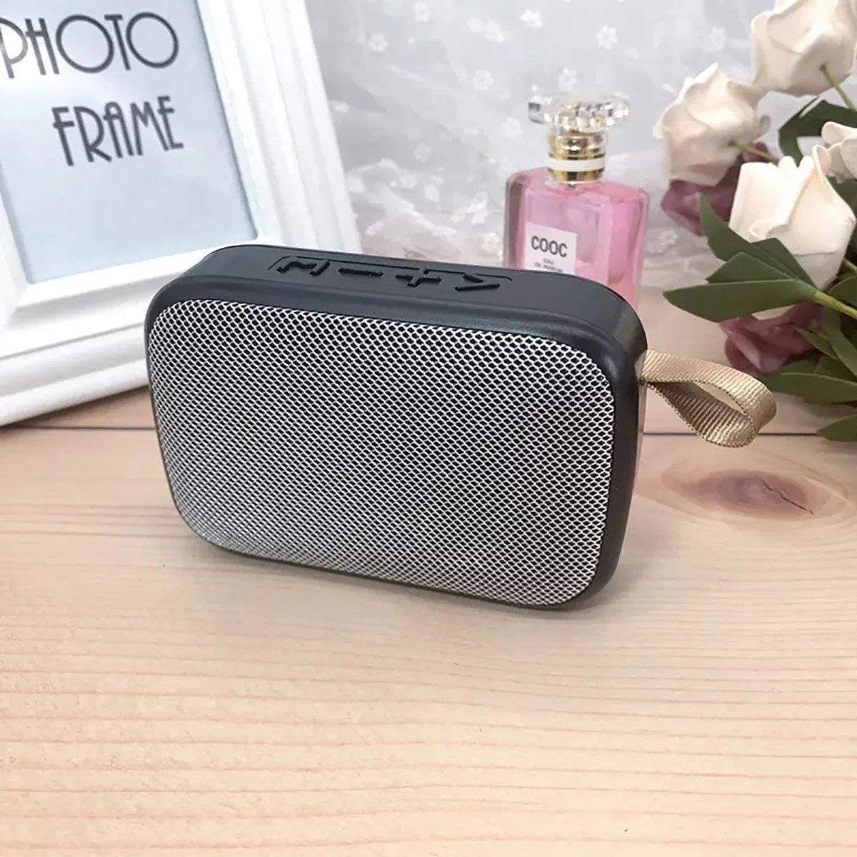 Tragbare Lautsprecher Outdoor Bluetooth 5.0 Mini Oxford Lautsprecher Kabellose Säule 3D Stereo Musikplayer Surround Hifi Sound Box