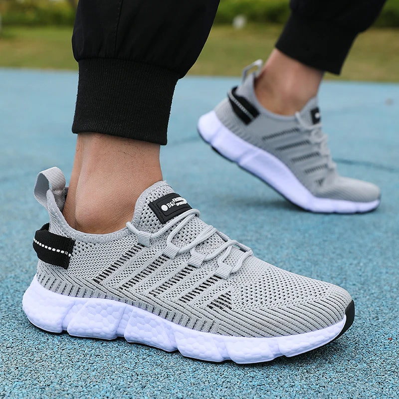 Chaussures de Course Légères pour Hommes Chaussures de Marche en Maille Respirante Nouvelles Chaussures de Sport d'Été en Plein Air Tenis Masculino Baskets Homme