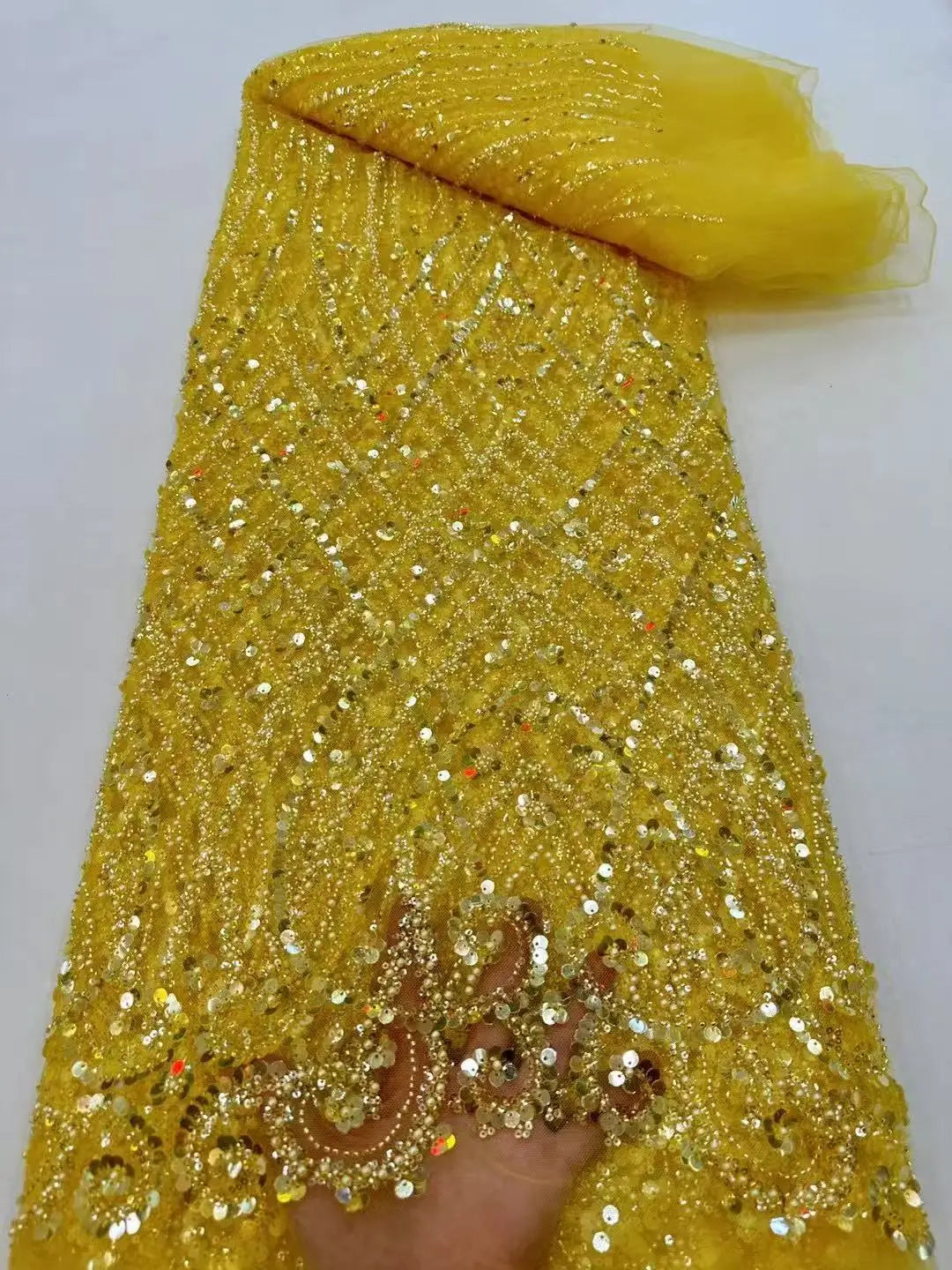 Tissus de dentelle africaine à paillettes Mode broderie nigériane Perles de tulle Tissu de dentelle de haute qualité pour la couture de robes de soirée