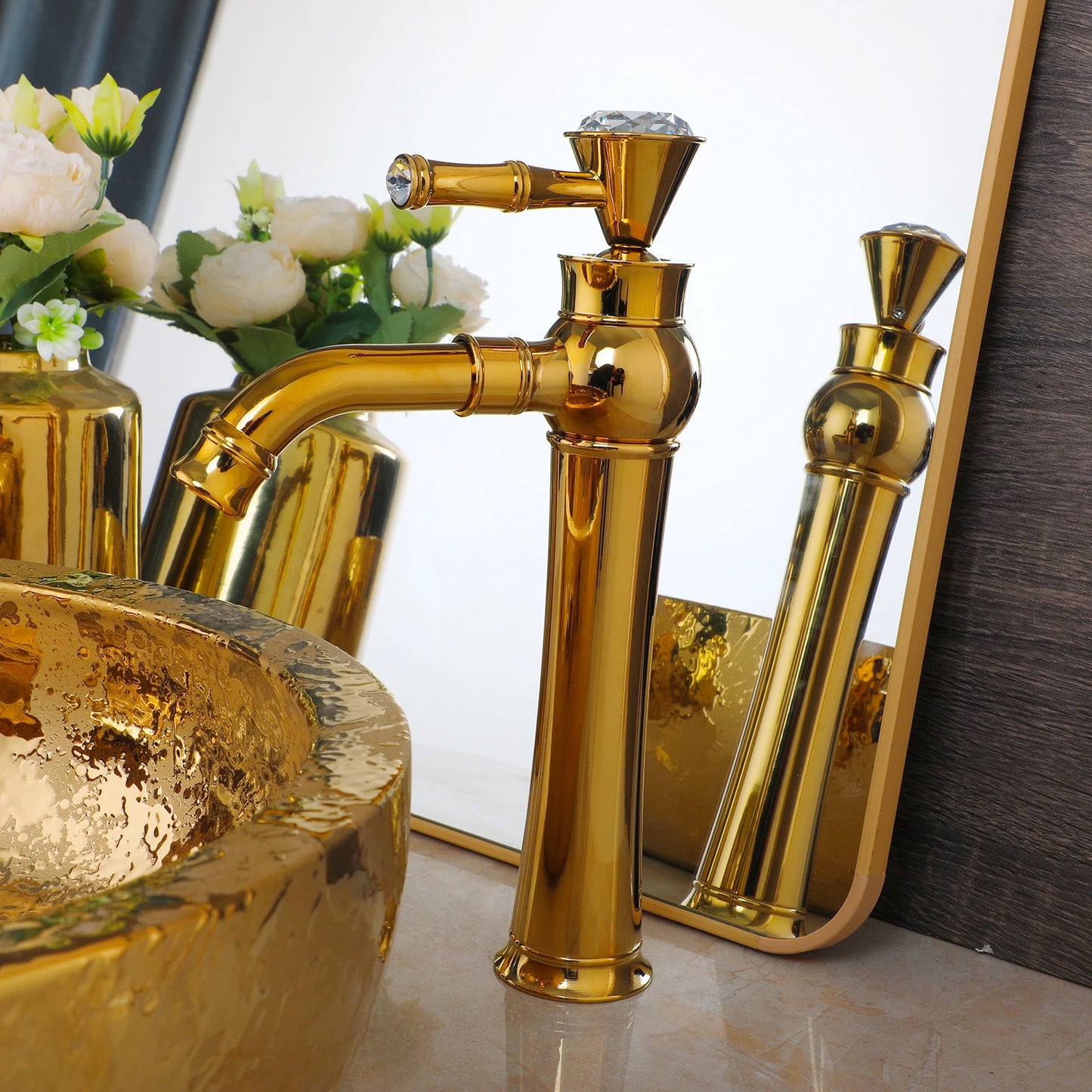 KEMAIDI Keramik-Waschtisch Gold mit Wasserhahn Porzellan-Waschbecken Aufsatzwaschbecken Luxus-Waschbecken für Badezimmer
