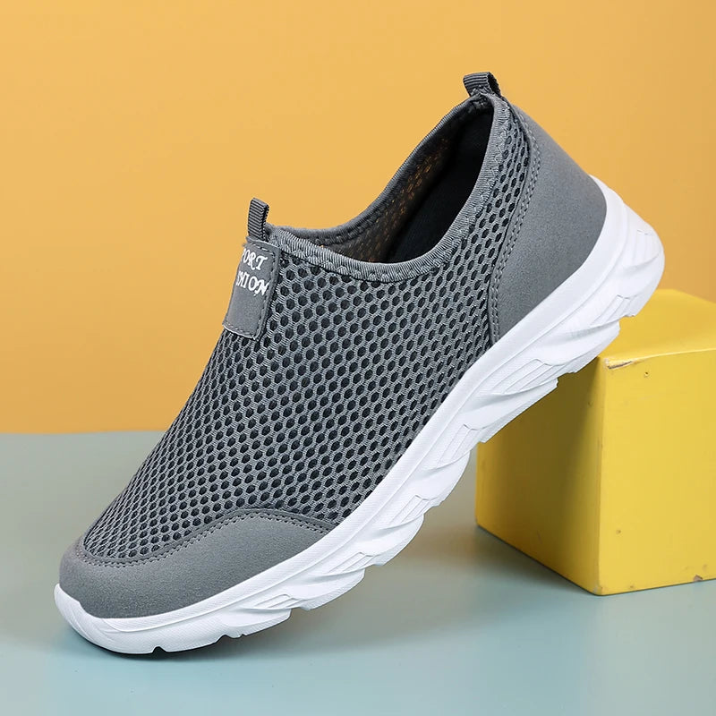 Nouvelles Chaussures de Course pour Hommes Chaussures de Sport Respirantes Légères Tendance Été en Maille Respirante pour Hommes Grandes Tailles 38-47