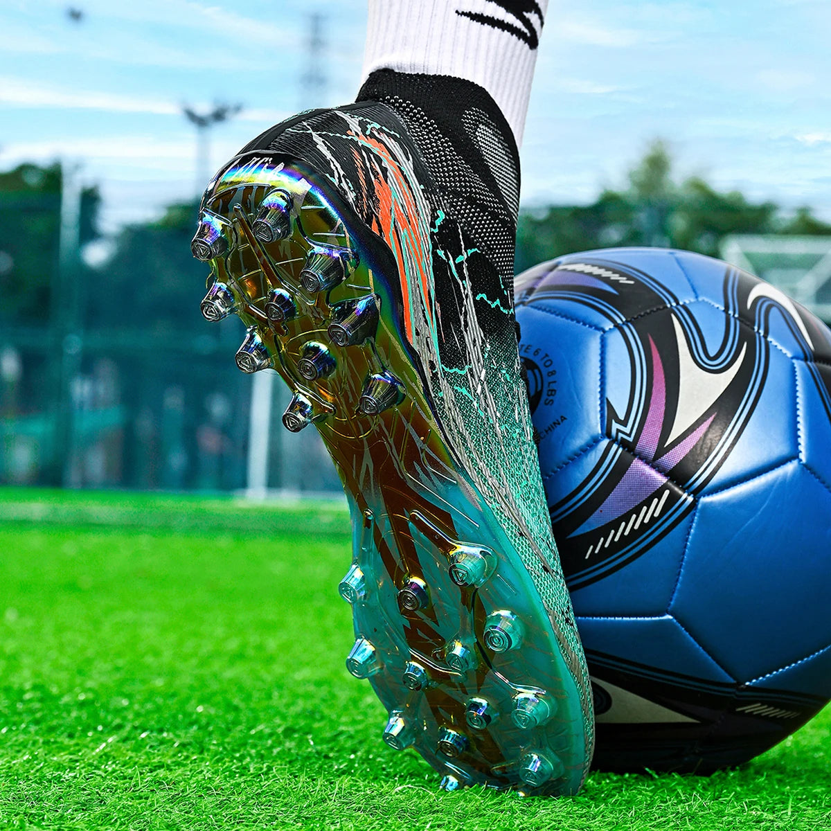 Chaussures de football montantes respirantes à semelle électroplaquéeLes crampons longs FG offrent une adhérence et une durabilité super puissantes