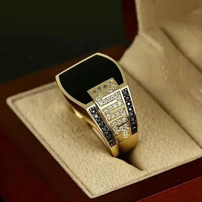 Nouvelles bagues brillantes en métal 2023 pour hommes, anneaux géométriques larges, chevalière carrée, style punk, bijoux fantaisie, vente en gros