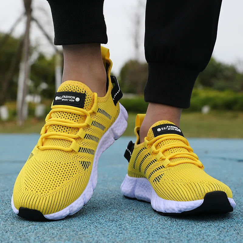 Chaussures de Course Légères pour Hommes Chaussures de Marche en Maille Respirante Nouvelles Chaussures de Sport d'Été en Plein Air Tenis Masculino Baskets Homme
