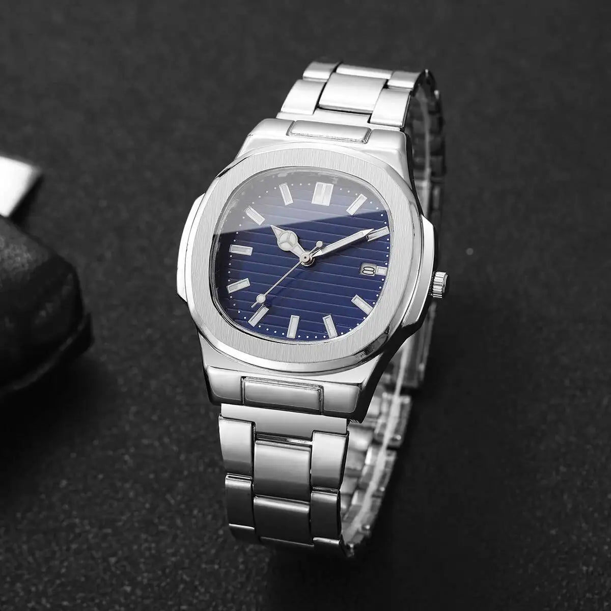 Montre de Luxe pour Homme, Cadran Carré Tendance, Bracelet en Acier Inoxydable, Mouvement à Quartz avec Calendrier (Sans Boîte)