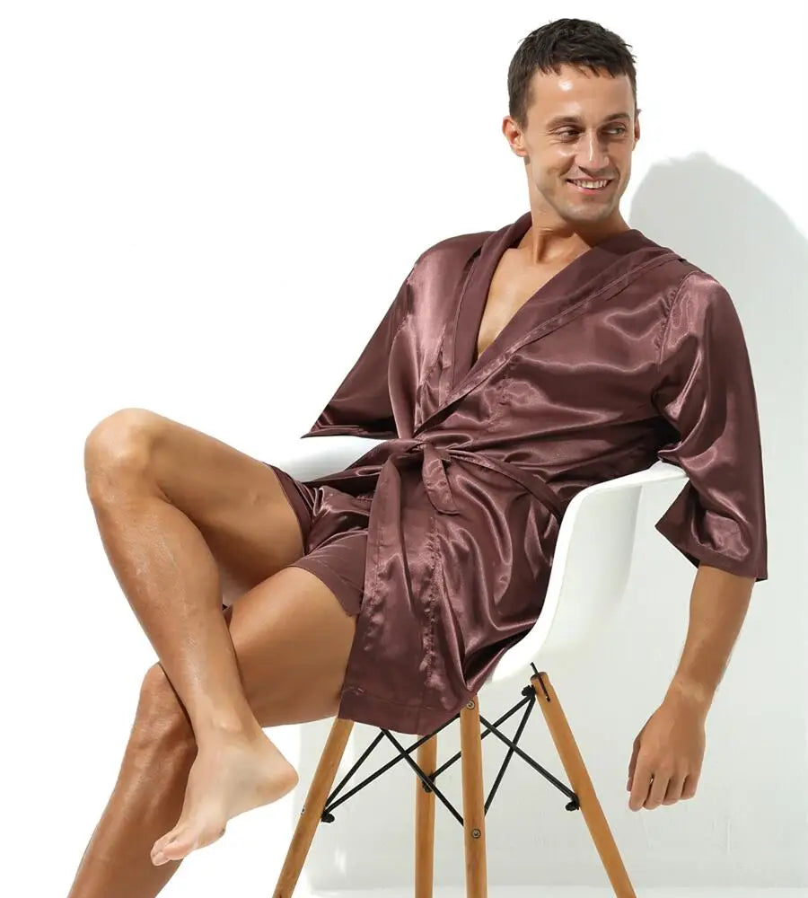 Sexy Nachtwäsche Herren Bademäntel Weich Seidig Kurzarm-Nachthemd Herren Hauskleidung Morgenmantel Herren Schlafanzug (Ohne Shorts)
