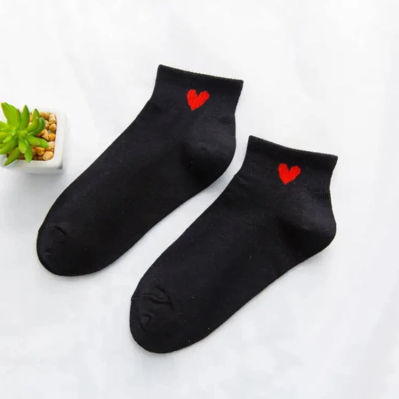 Frühling und Herbst Liebesherz MusterDamen Socken Lässige Sportsocken Kurze Bootssocken Süße reine Baumwolle Knöchelsocken Harajuku