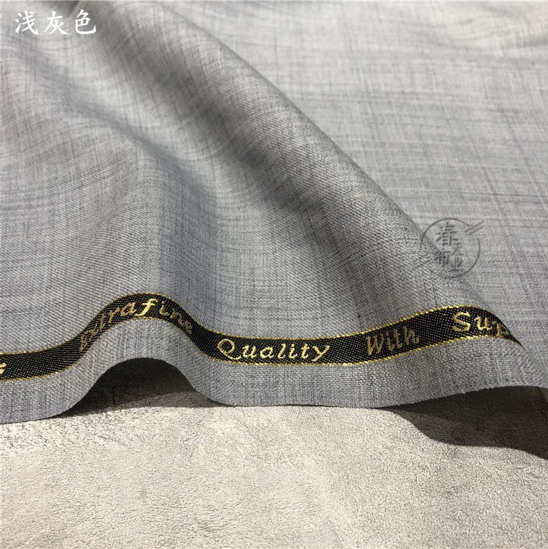 Italienischer Kammgarn-Twill-Stoff – knitterarm – Designeranzüge und Hosenmaterial für Business-Kleidung im Großhandel