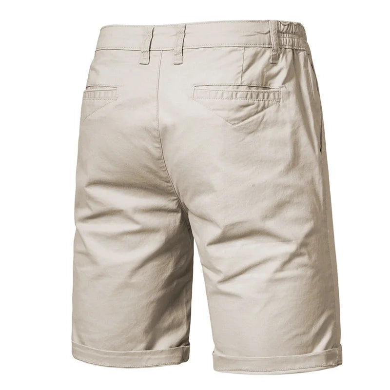 Nouveau short décontracté d'été pour homme - Pantalon coupe slim à jambe droite de cinq pouces dans des couleurs unies tendance pour les vêtements masculins.