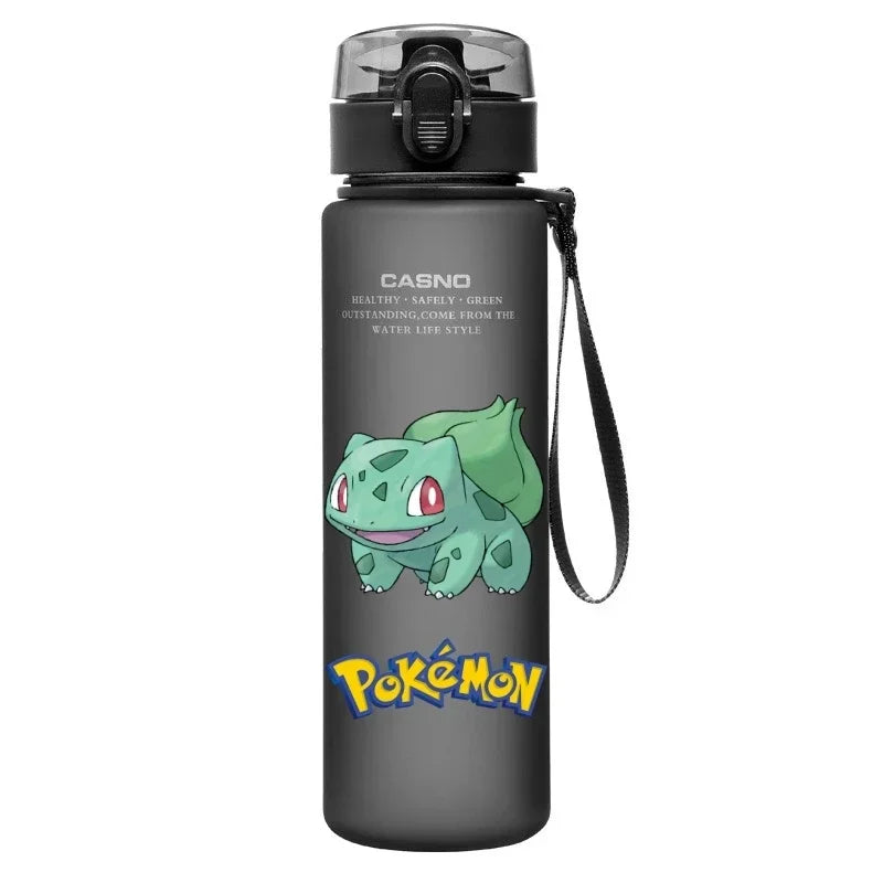560ML Pokémon Wasserbecher Pikachu Mewtu Gengar Tragbare Plastik-Cartoon-Outdoor-Sport-Großraum-Reise-Wander-Wasserflasche