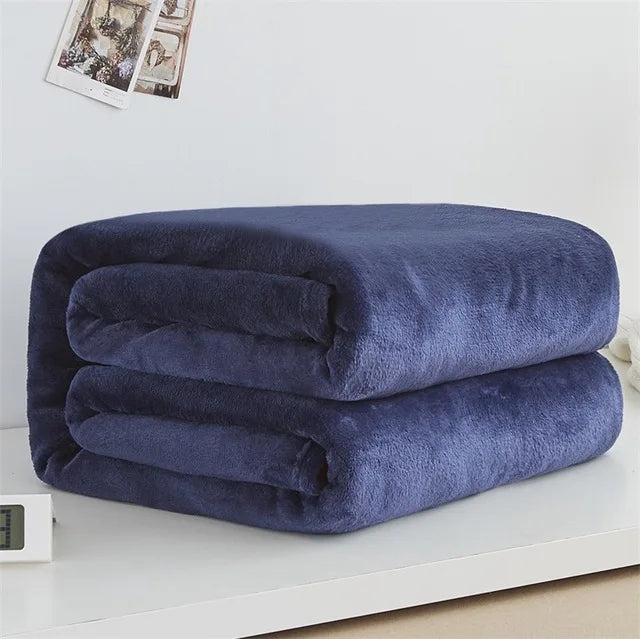 Couvertures en flanelle polaire corail 230 g/m² pour lits, couleur unie bleue rose, douce, chaude et fine, couvre-lit, housse de canapé, couverture plaid en fausse fourrure.
