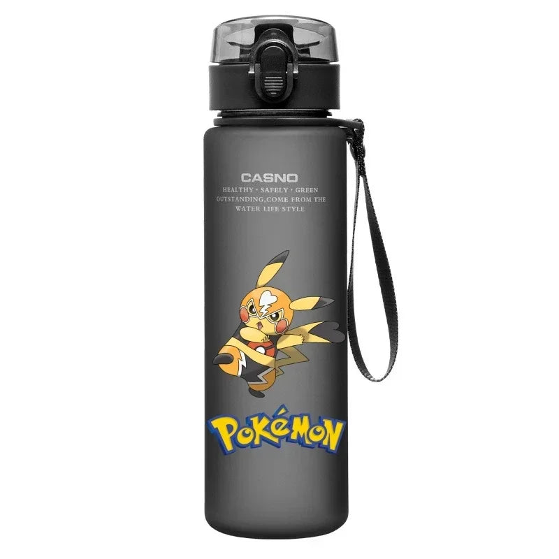 560ML Pokémon Wasserbecher Pikachu Mewtu Gengar Tragbare Plastik-Cartoon-Outdoor-Sport-Großraum-Reise-Wander-Wasserflasche