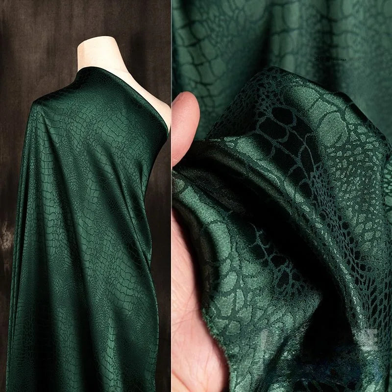 Micro Stretch Schwarz Jacquard Stoff Meterware für Kleider Kleidung Nähen Uni Krokodil Muster Stoff Handarbeit Glatt