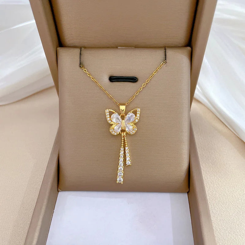 Exquisite Mikro-Inlaid Zirkon Schmetterlings-Quasten-Halskette für Damen Edelstahl Mond Schmetterling Blume Schlüsselbein-Choker-Schmuck