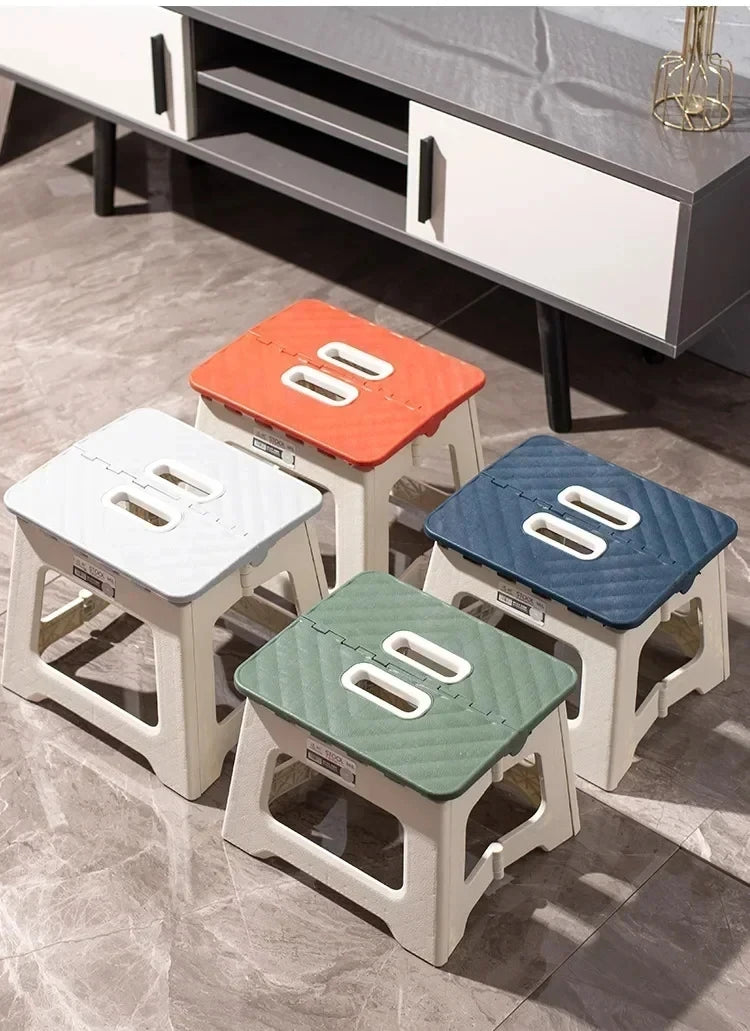 Tabouret pliant portable Chaise en plastique épaissie Chaise de camping portable d'extérieur, chaise pliante de plage, chaise pour enfants en famille