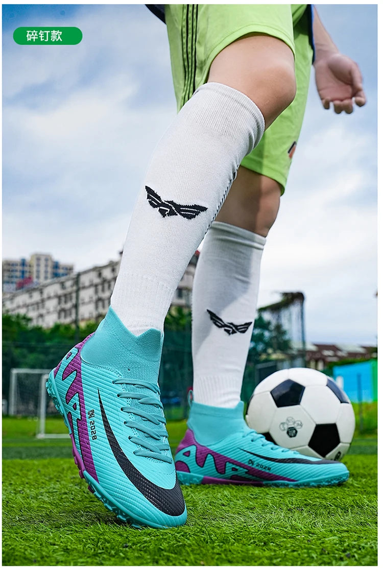 Chaussures de football roses tendance pour hommes, légères et professionnelles, chaussettes intégrées, chaussures de football pour hommes, antidérapantes, originales, baskets de football pour l'extérieur