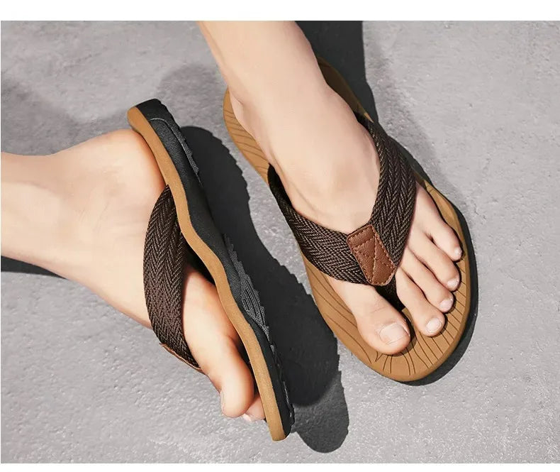 Hommes Pantoufles Été Tongs Marque Mode Extérieur Confortable Décontracté Claquettes Chaussures Plage Antidérapantes Hommes Sandales