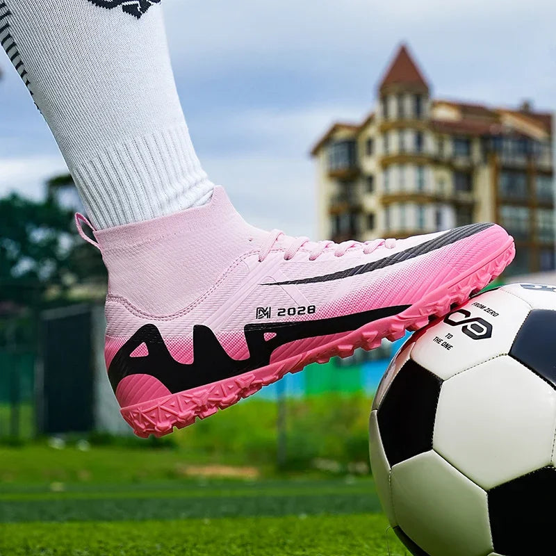 Chaussures de football roses tendance pour hommes, légères et professionnelles, chaussettes intégrées, chaussures de football pour hommes, antidérapantes, originales, baskets de football pour l'extérieur