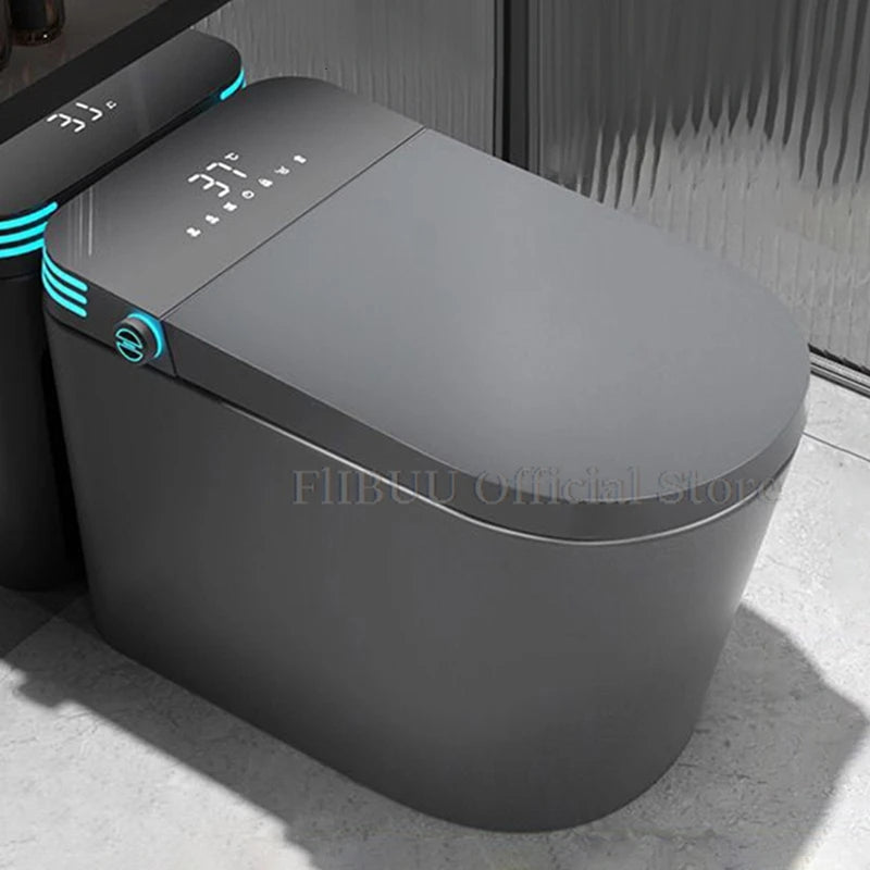 Verlängerte One-Piece Smart Bidet-Toilette Eingebauter Wassertank Unabhängig vom Wasserdruck Display Warmwasser Fußsensor