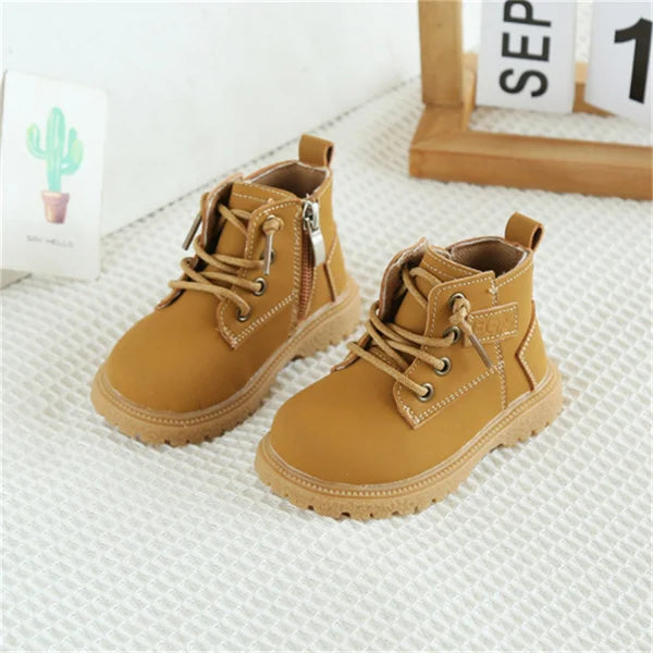 2024 New Spring/Autumn Baby Boots Leather British Style Boys Fashion Boots Rubber Sole Zip Side Toddler Girls Ankle Boots 15-25