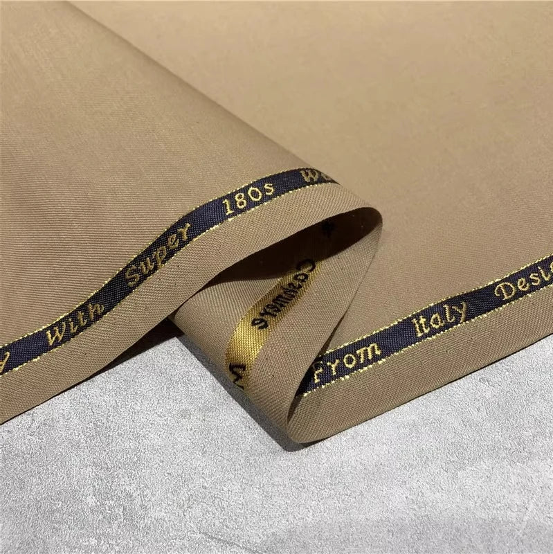 Italienischer Kammgarn-Twill-Stoff – knitterarm – Designeranzüge und Hosenmaterial für Business-Kleidung im Großhandel