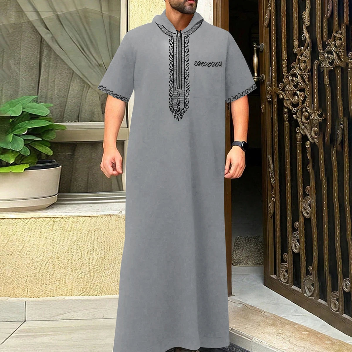 Moroccan men's thobe, long sleeve ethnic style embroidered stand collar zipper design Muslim men's fashionable Abaya Arabic fest