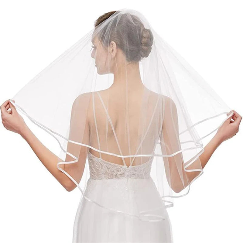 Gothic Schleierkante Brautschleier für Damen Accessoires 2 Lagen mit Kamm Hochzeit Party Kurzer Schleier Accessoires