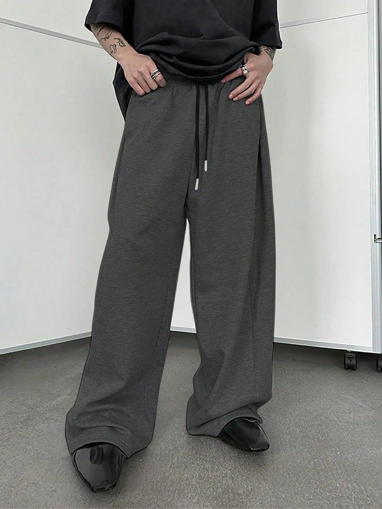 2025 New Korean style Sweatpants Sport Pants Men Running Pants Spring Summer Loose Casual Sweat Pants Straight Jogging Pants Men