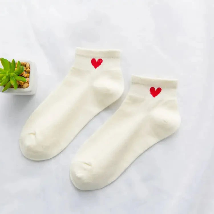 Frühling und Herbst Liebesherz MusterDamen Socken Lässige Sportsocken Kurze Bootssocken Süße reine Baumwolle Knöchelsocken Harajuku