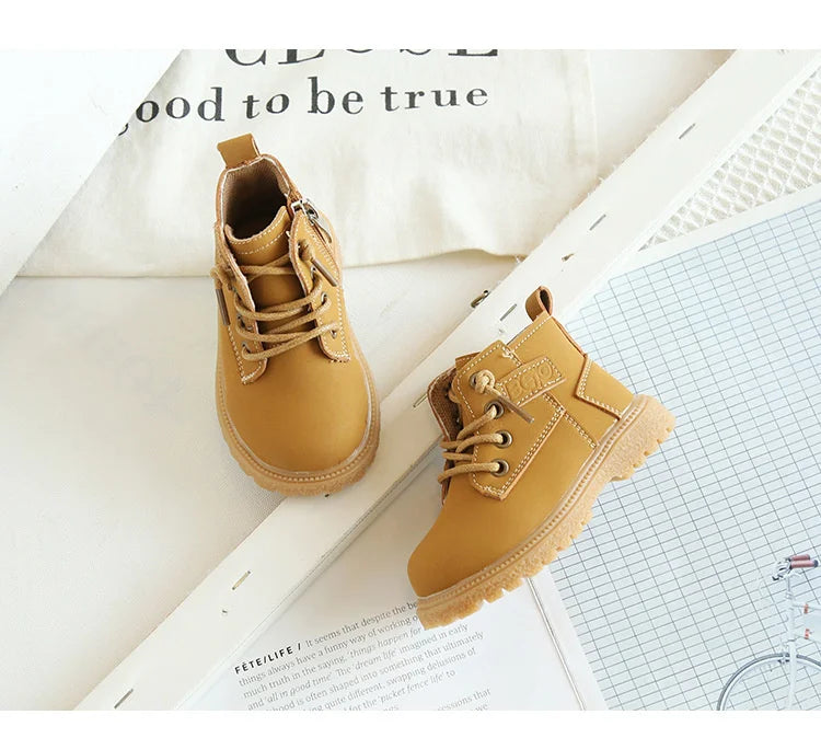 2024 New Spring/Autumn Baby Boots Leather British Style Boys Fashion Boots Rubber Sole Zip Side Toddler Girls Ankle Boots 15-25