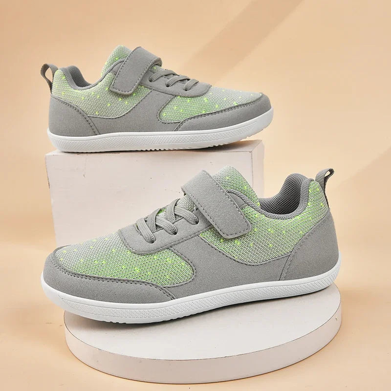 Chaussures enfants à bout large, pieds nus, pour garçons et filles, baskets bébé légères en maille, chaussures de tennis artificielles pour tout-petits